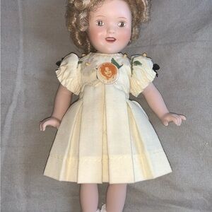 Danbury Mint Vintage 7 Inch Miniature Shirley Temple Porcelain Doll